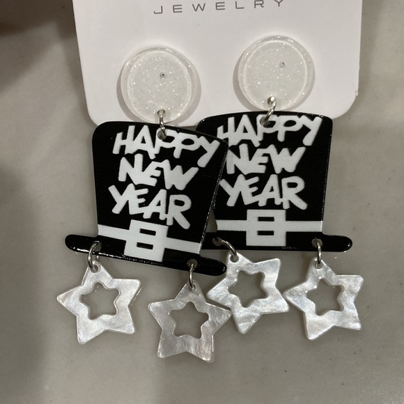 Happy New Year Earrings - NEW - Picture 3 of 3